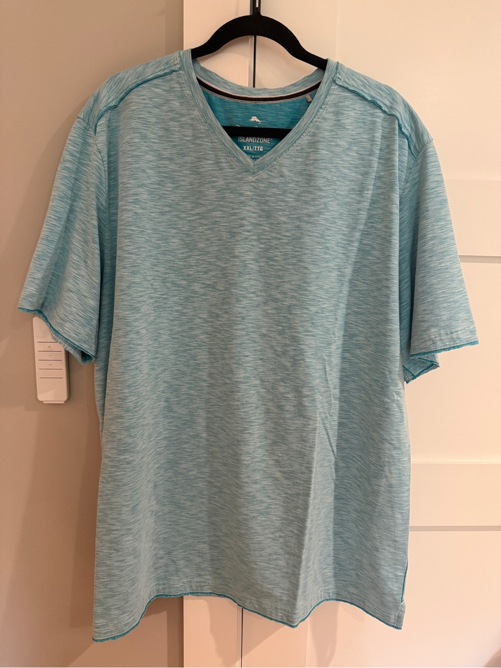 Tommy Bahama Fray Day Harbor Islandzone V-neck T-Shirt XXL